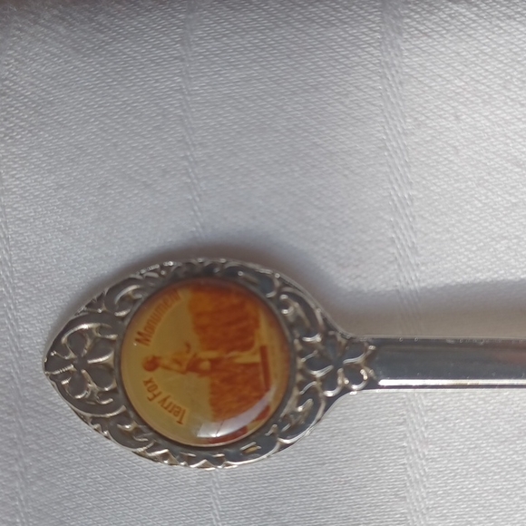 Canadiana Memorabilia Vintage Collector Spoons- Set of 31 - Picture 8 of 16